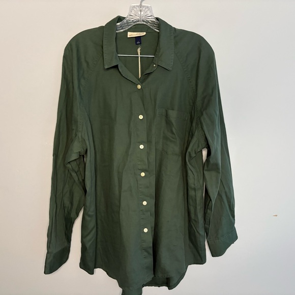 Universal Thread NWT Women’s Dark Green Oversized Button Down Long Sleeve Shirt - Picture 6 of 15